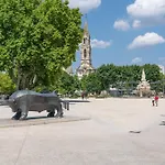 L'horloge De L'ecusson