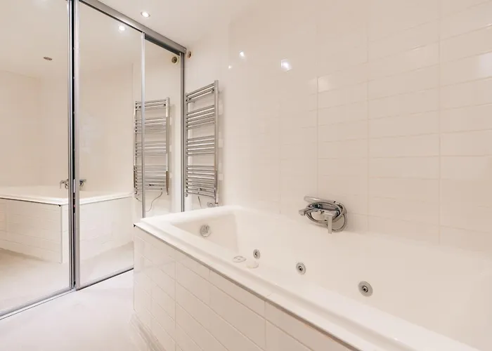 شقة L'horloge De L'ecusson نيم