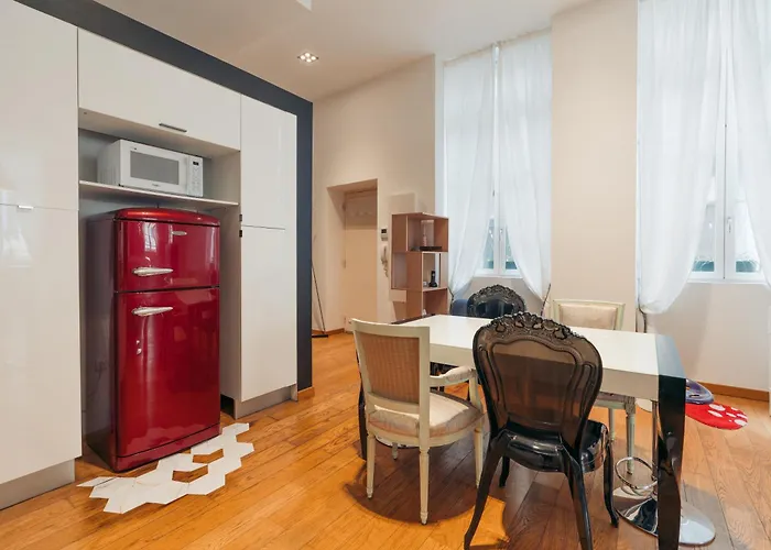 L'horloge De L'ecusson