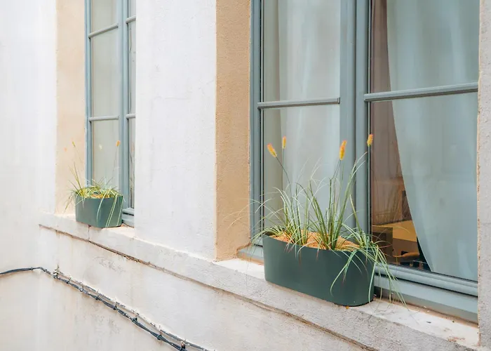 L'horloge De L'ecusson *