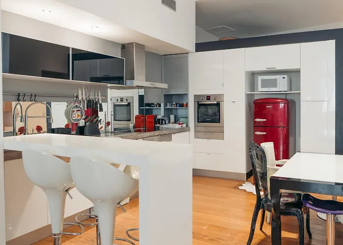 L'horloge De L'ecusson