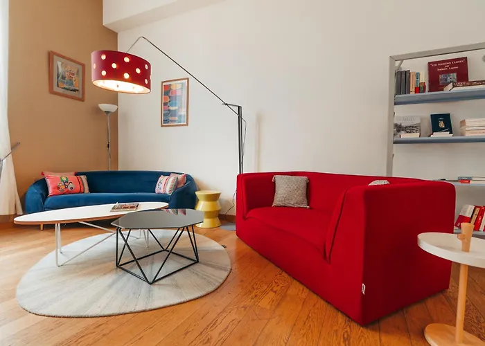 L'horloge De L'ecusson نيم