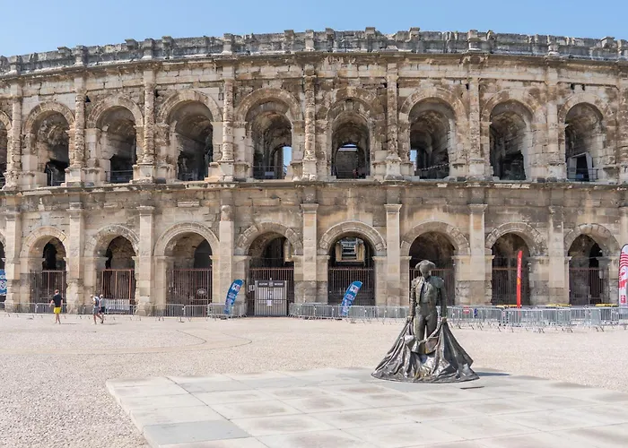 L'horloge De L'ecusson