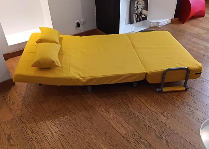 L'horloge De L'ecusson شقة